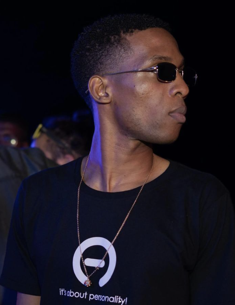 Foto partilhada pelo usuário do intagram: @afropupo